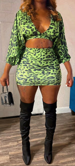 Cargar imagen en el visor de la galería, Neon Cheetah Skirt Set
